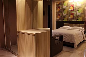 De'Corner Guest House Malang Dış mekan fotoğraf