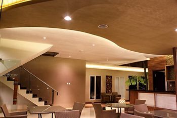 De'Corner Guest House Malang Dış mekan fotoğraf