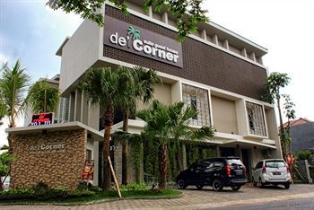 De'Corner Guest House Malang Dış mekan fotoğraf
