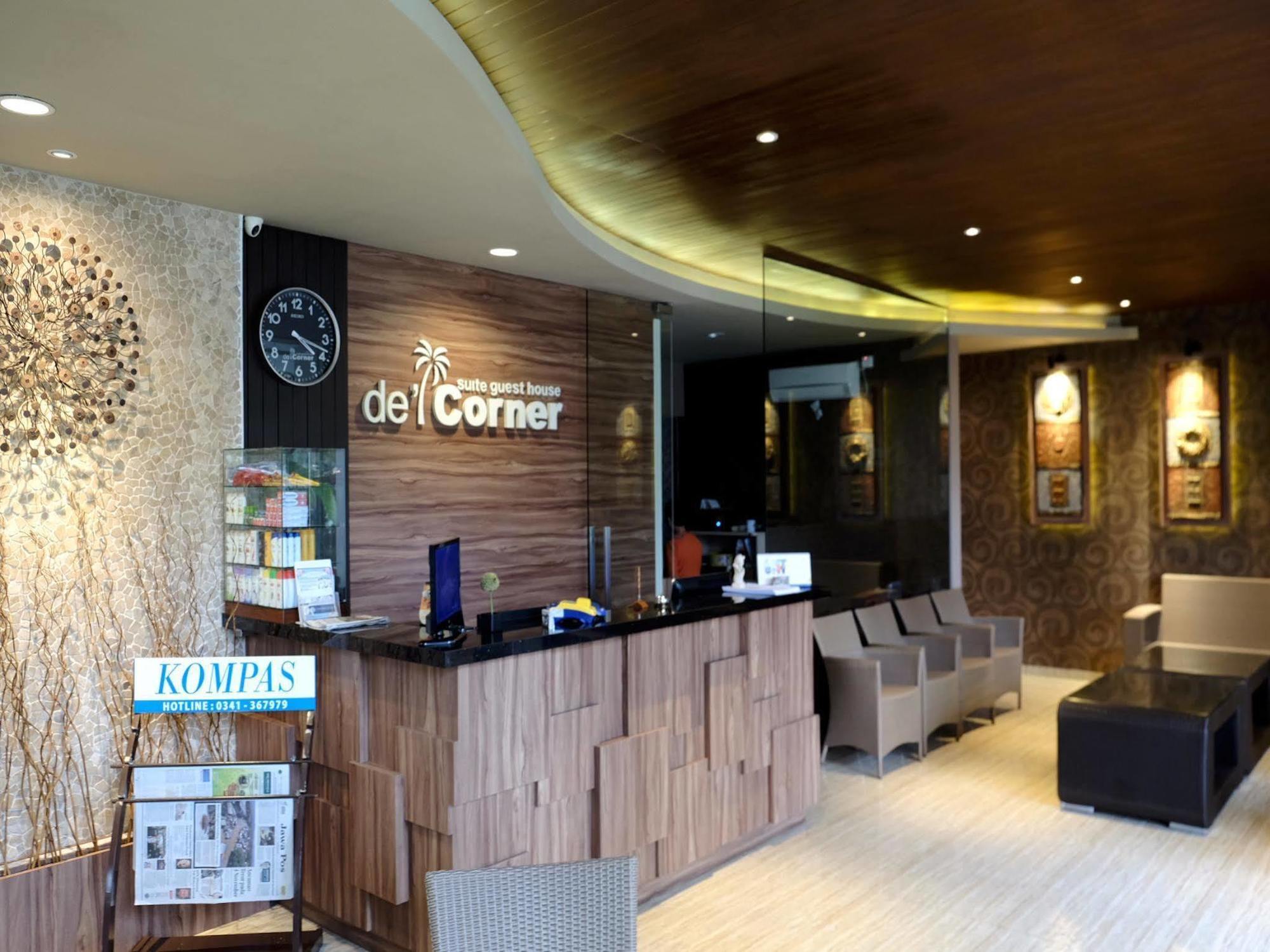 De'Corner Guest House Malang Dış mekan fotoğraf
