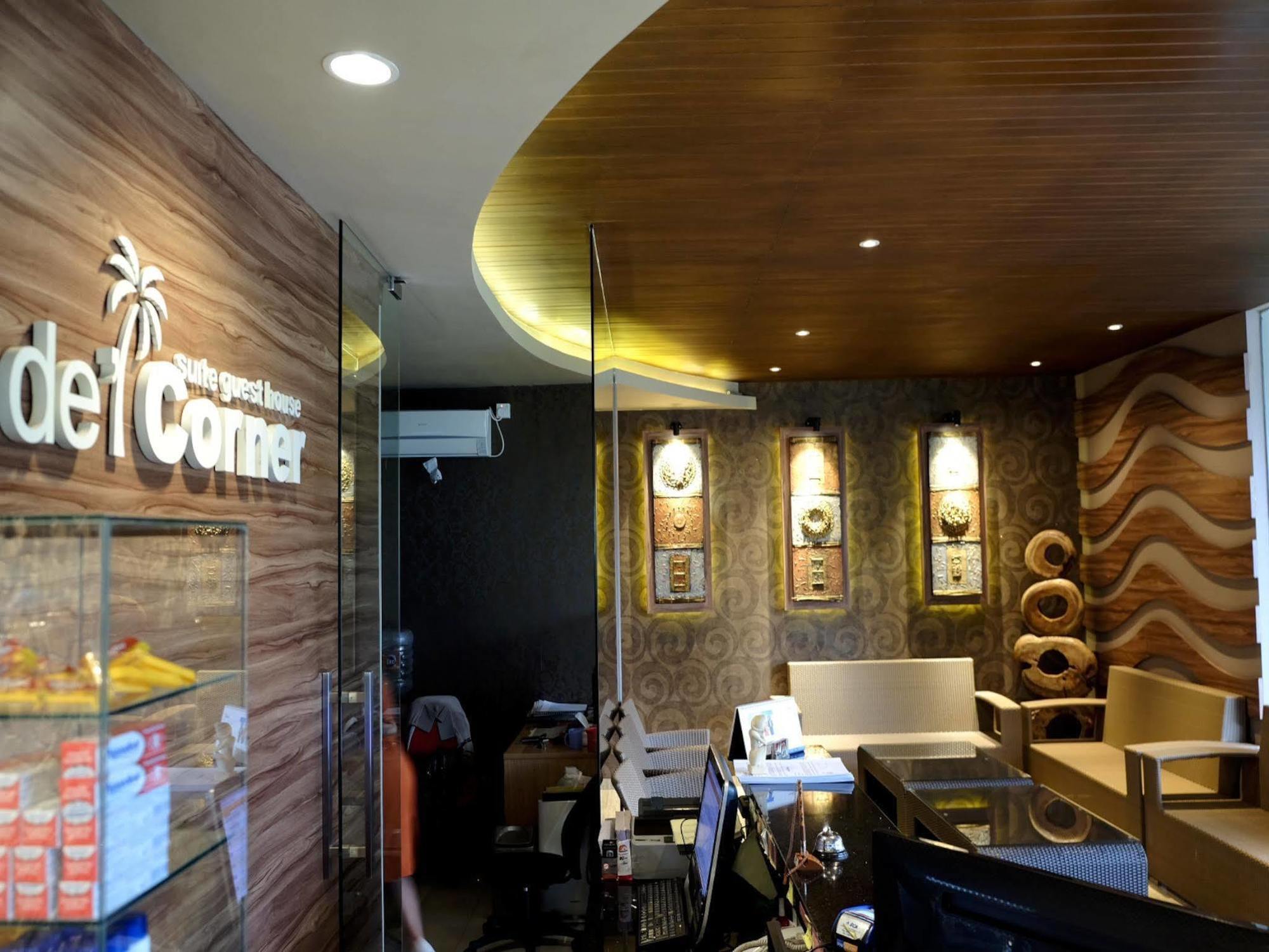 De'Corner Guest House Malang Dış mekan fotoğraf